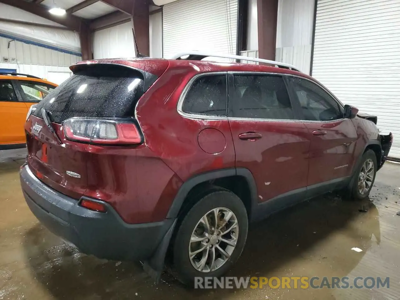 3 Photograph of a damaged car 1C4PJMLB9KD194037 JEEP GRAND CHER 2019