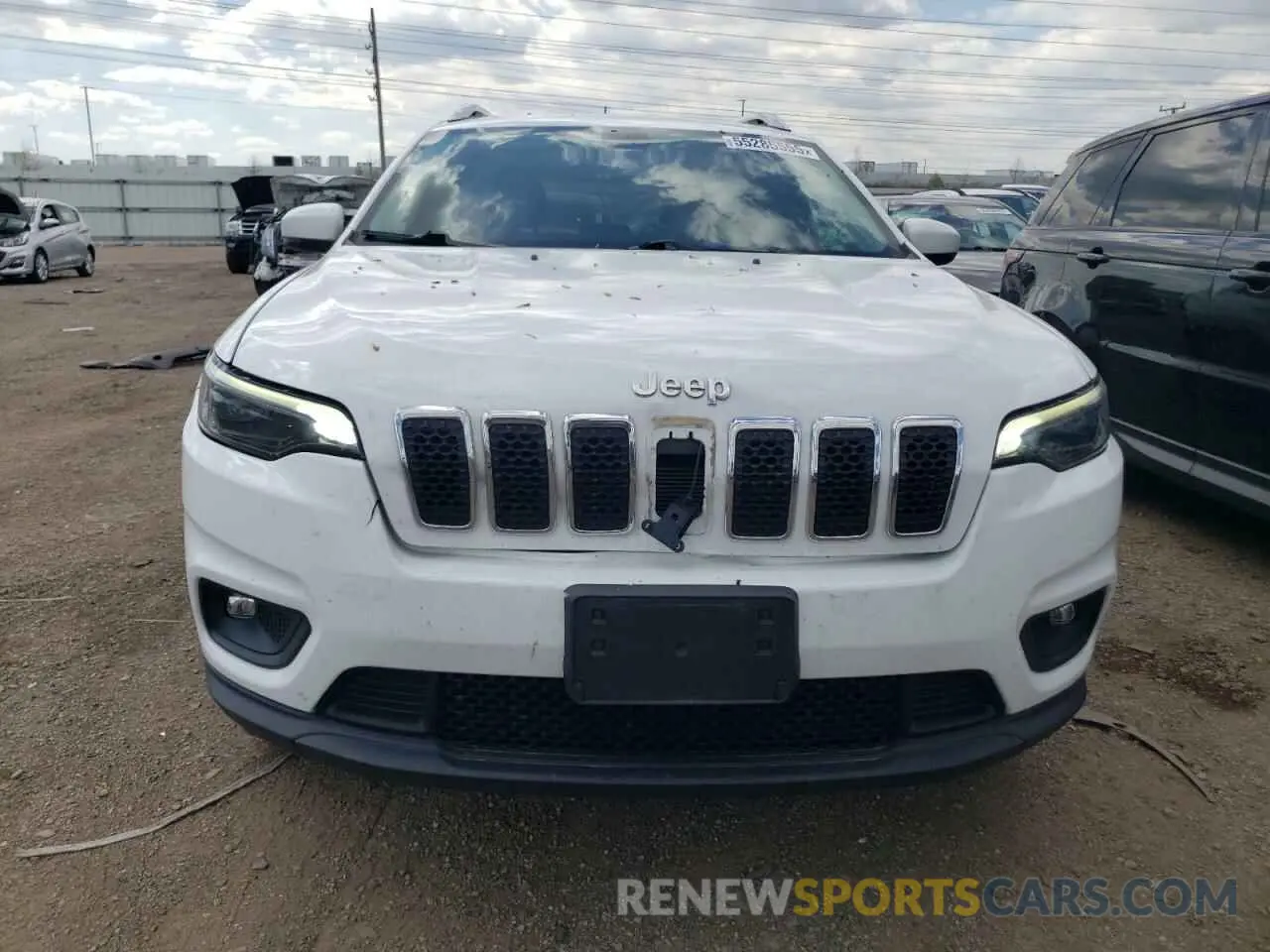 5 Photograph of a damaged car 1C4PJMLB9KD453108 JEEP GRAND CHER 2019