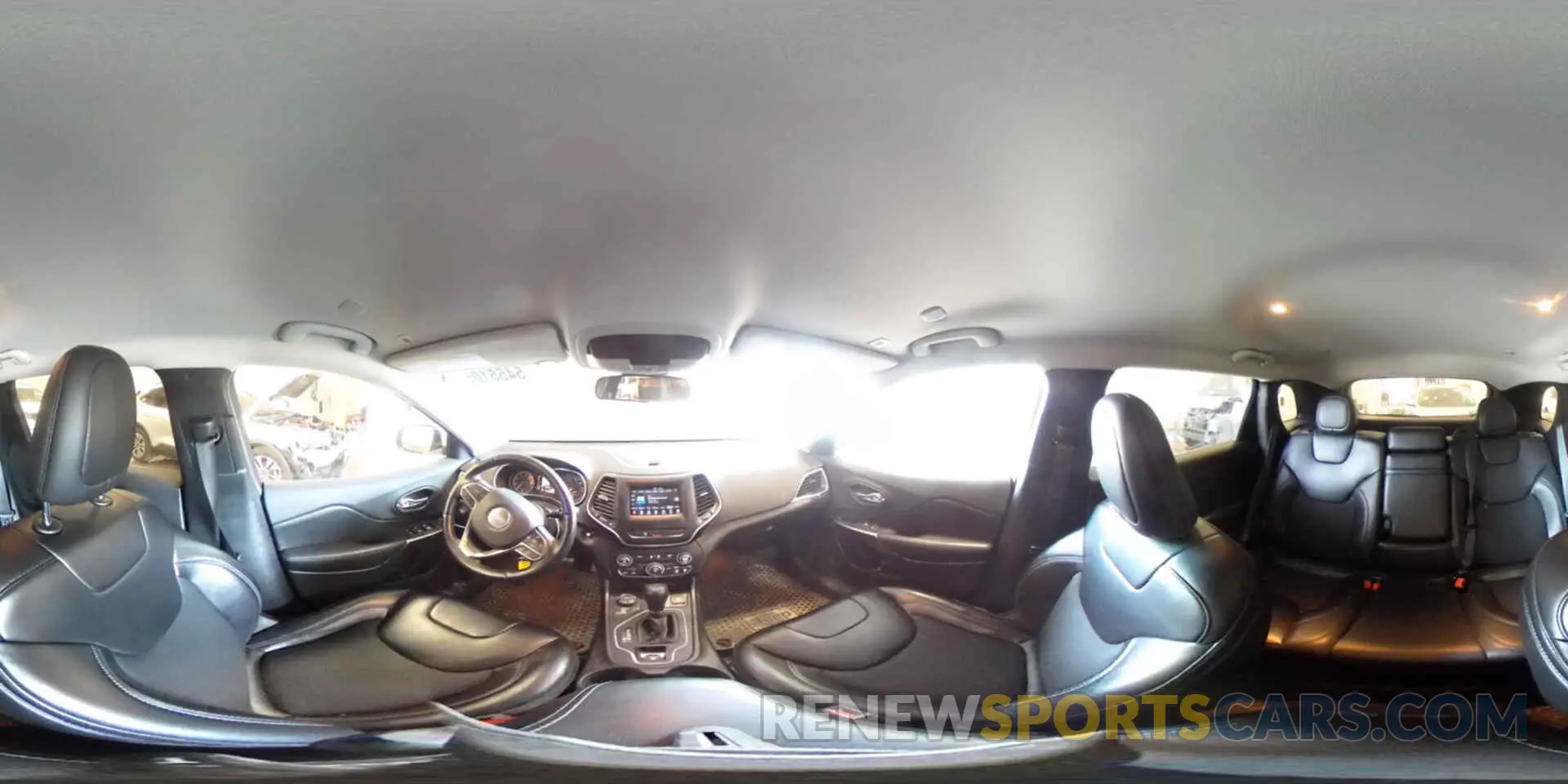 15 Photograph of a damaged car 1C4PJMLN8KD386205 JEEP GRAND CHER 2019