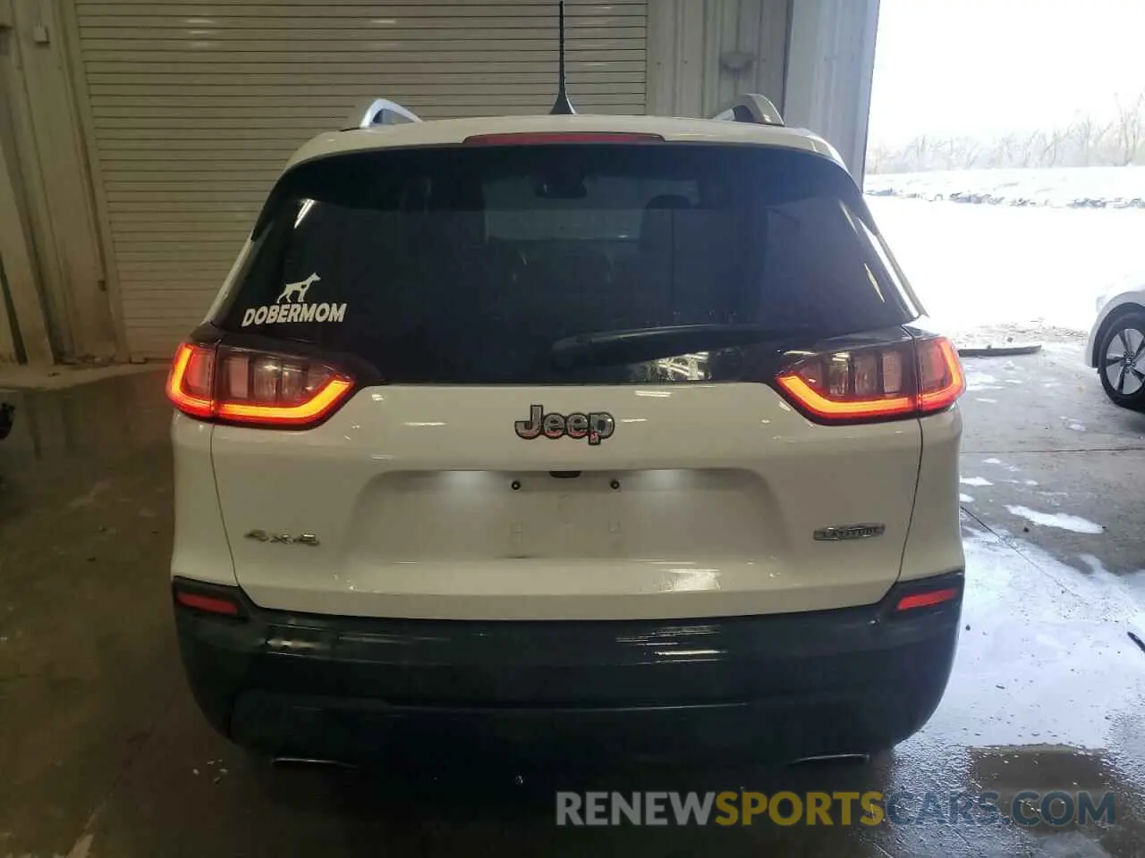 6 Photograph of a damaged car 1C4PJMLN8KD386205 JEEP GRAND CHER 2019