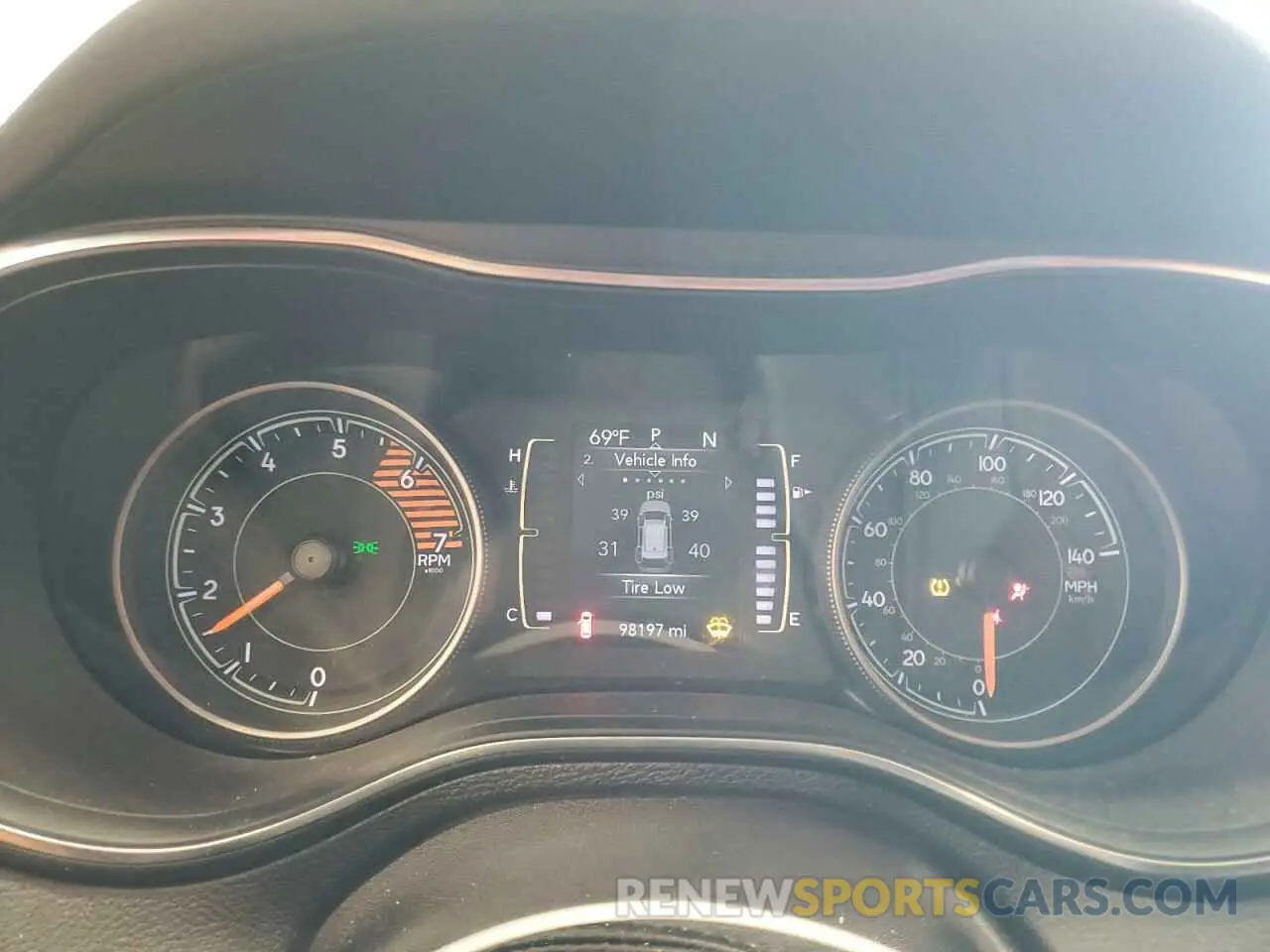 9 Photograph of a damaged car 1C4PJMLN8KD386205 JEEP GRAND CHER 2019