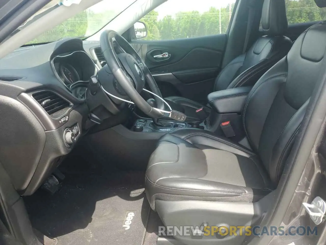 7 Photograph of a damaged car 1C4PJMLN9KD254487 JEEP GRAND CHER 2019