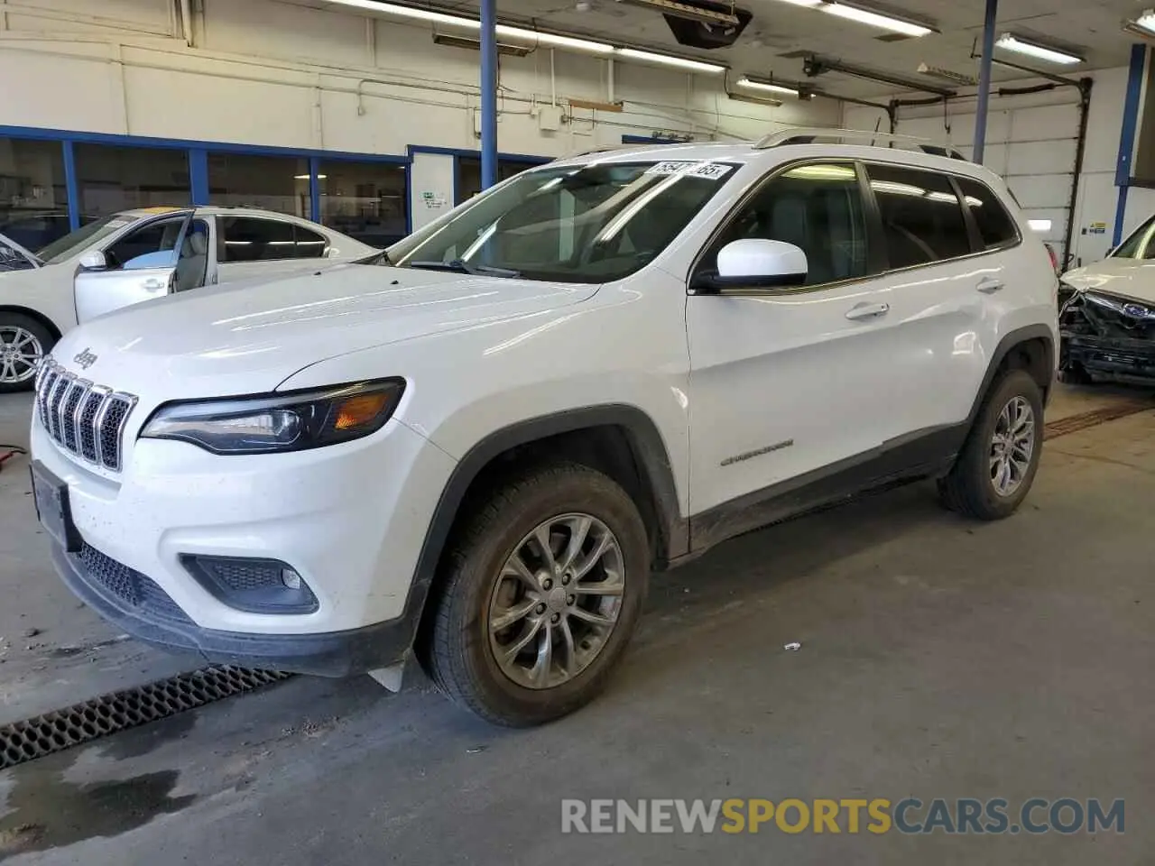 1 Photograph of a damaged car 1C4PJMLX3KD127574 JEEP GRAND CHER 2019