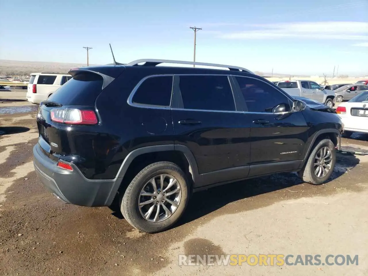 3 Photograph of a damaged car 1C4PJMLX3KD408306 JEEP GRAND CHER 2019