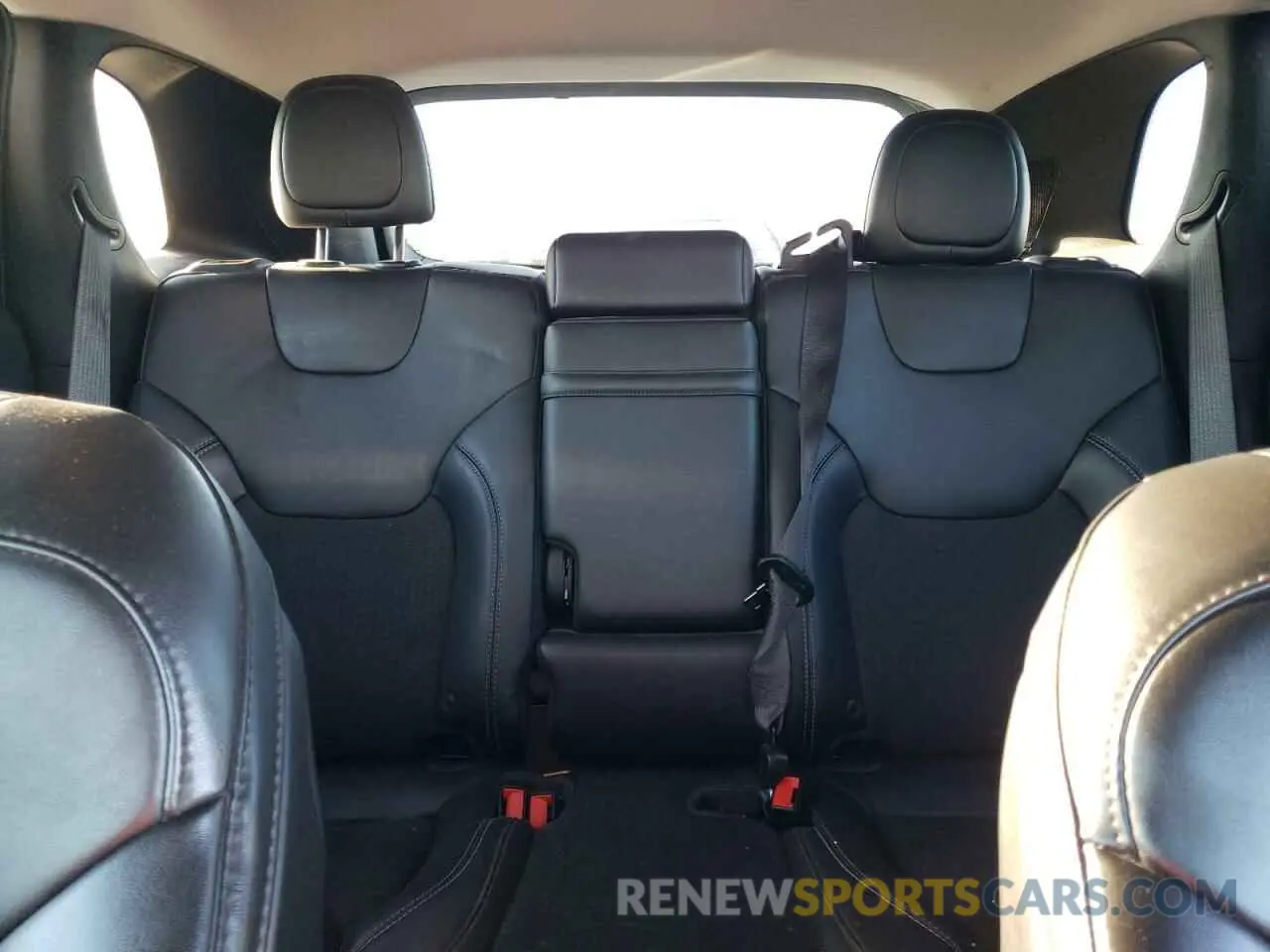 10 Фотография поврежденного автомобиля 1C4PJMLX5KD289285 JEEP GRAND CHER 2019
