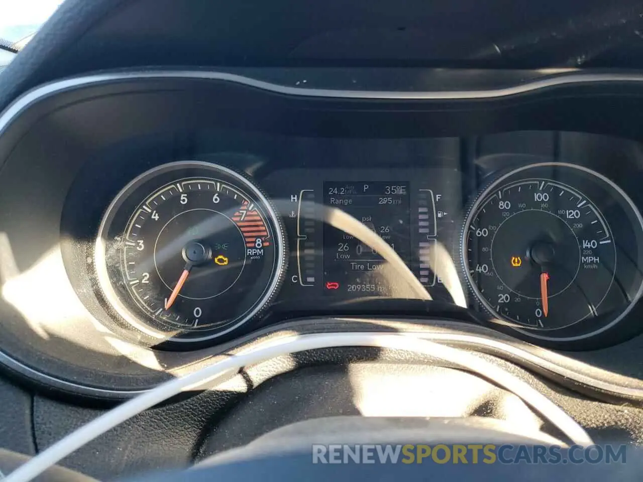 9 Фотография поврежденного автомобиля 1C4PJMLX5KD289285 JEEP GRAND CHER 2019