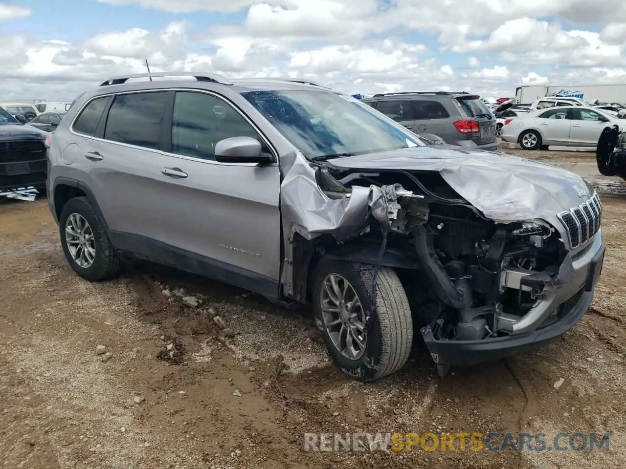 4 Photograph of a damaged car 1C4PJMLX5KD331230 JEEP GRAND CHER 2019