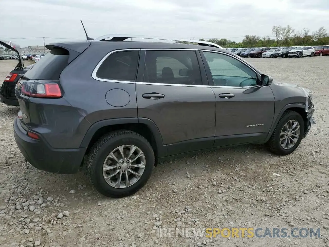 3 Photograph of a damaged car 1C4PJMLX6KD436570 JEEP GRAND CHER 2019