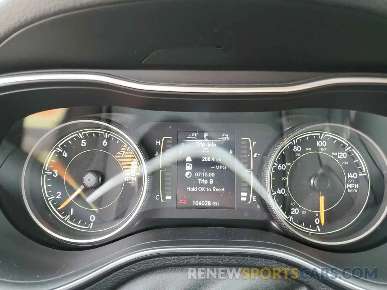 9 Photograph of a damaged car 1C4PJMLX6KD436570 JEEP GRAND CHER 2019