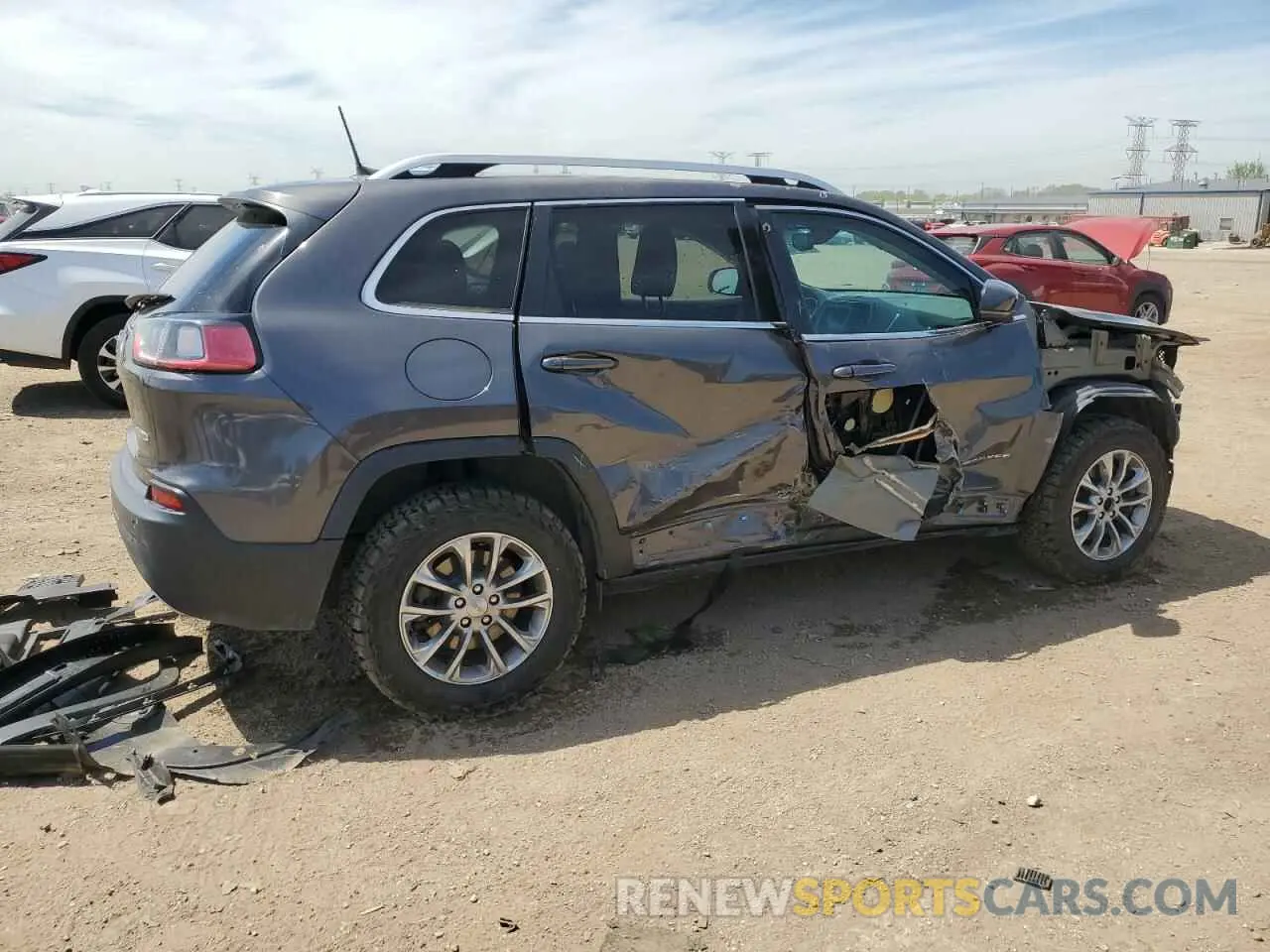 3 Фотография поврежденного автомобиля 1C4PJMLX7KD271273 JEEP GRAND CHER 2019