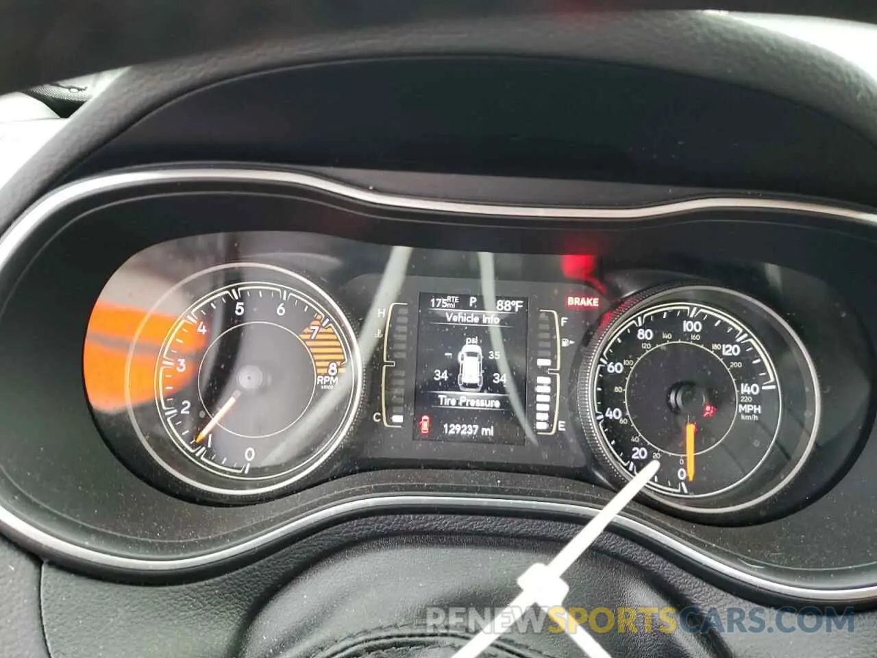 9 Фотография поврежденного автомобиля 1C4PJMLX7KD364990 JEEP GRAND CHER 2019
