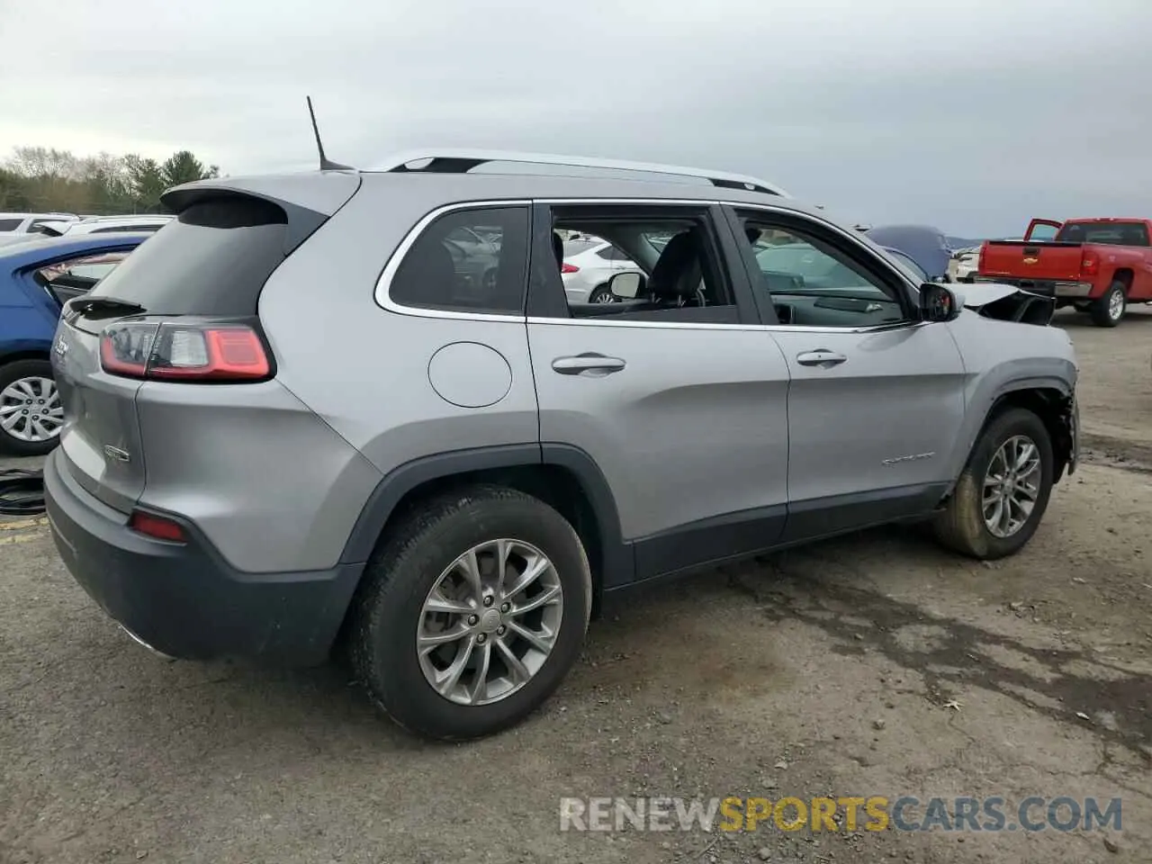 3 Photograph of a damaged car 1C4PJMLX8KD447411 JEEP GRAND CHER 2019