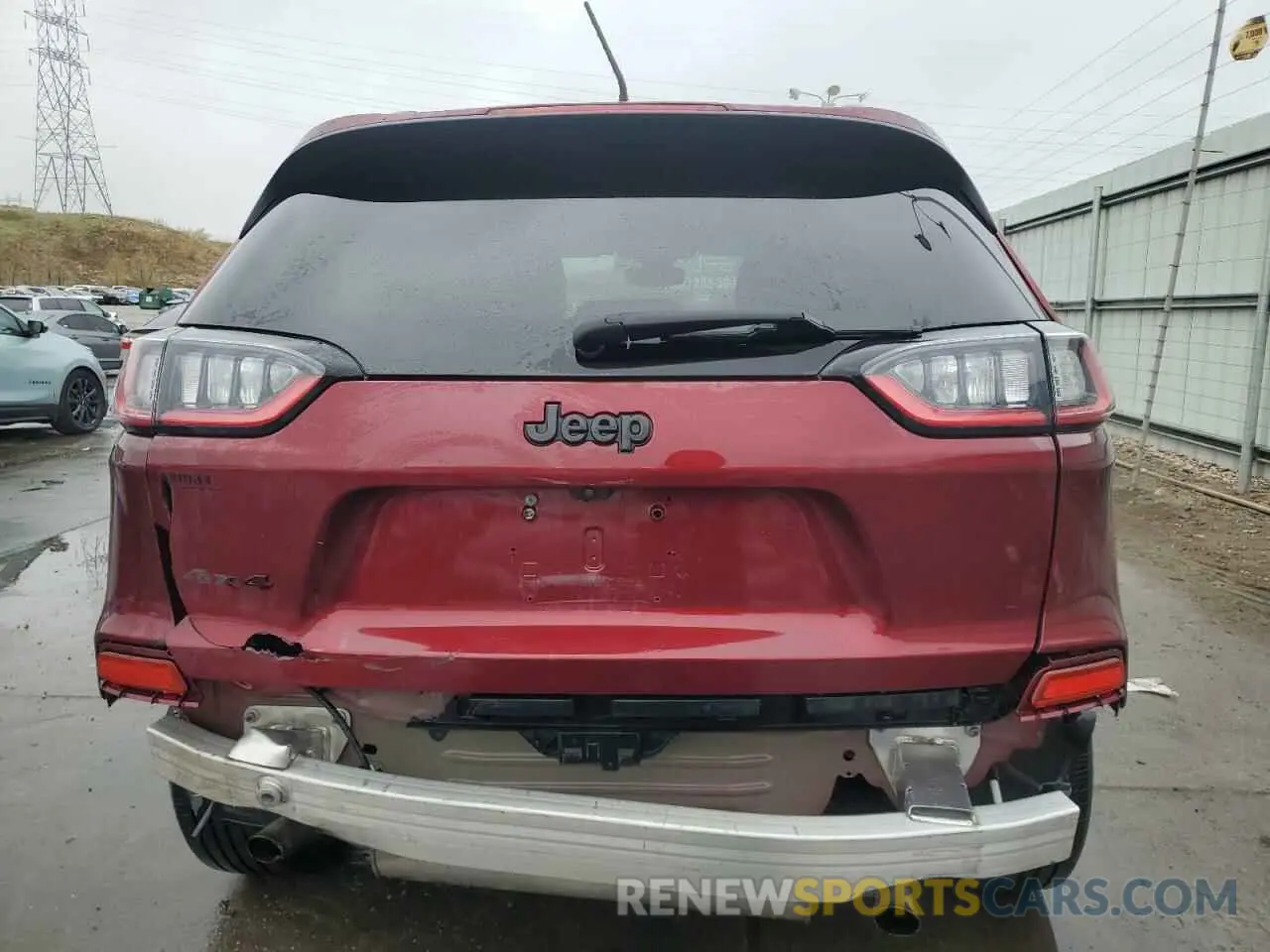 6 Photograph of a damaged car 1C4PJMLX8KD473068 JEEP GRAND CHER 2019