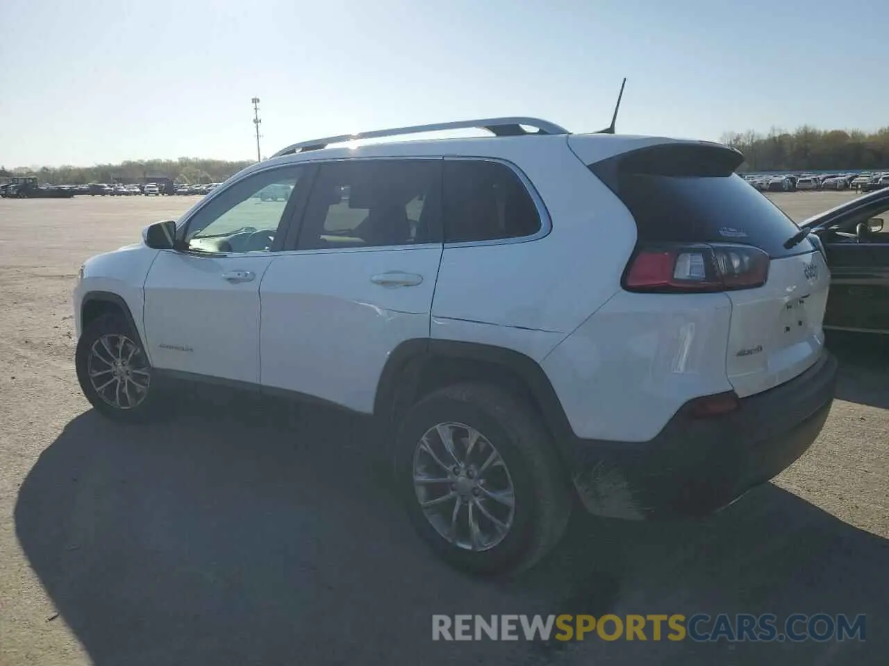 2 Фотография поврежденного автомобиля 1C4PJMLXXKD155341 JEEP GRAND CHER 2019