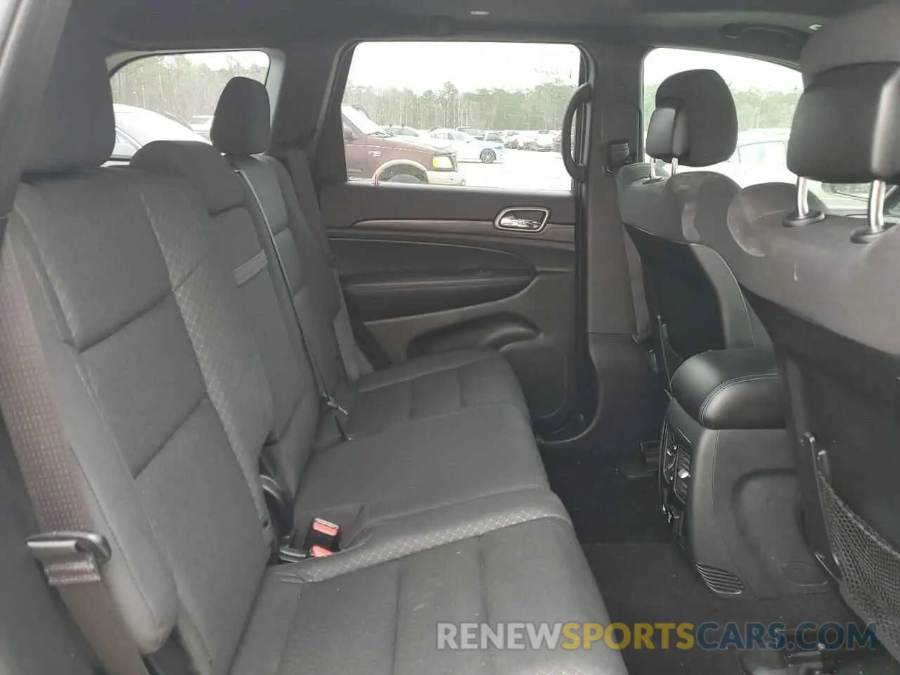 11 Photograph of a damaged car 1C4RJEAG0KC732448 JEEP GRAND CHER 2019