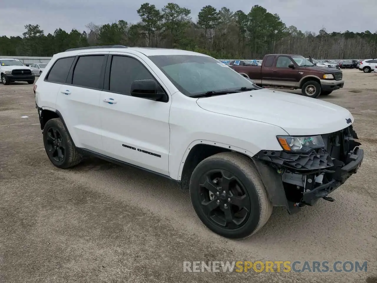 4 Photograph of a damaged car 1C4RJEAG0KC732448 JEEP GRAND CHER 2019
