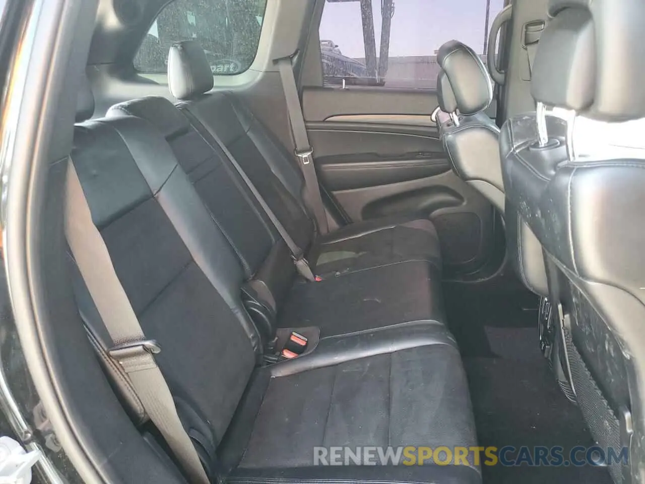 11 Photograph of a damaged car 1C4RJEAG2KC704523 JEEP GRAND CHER 2019