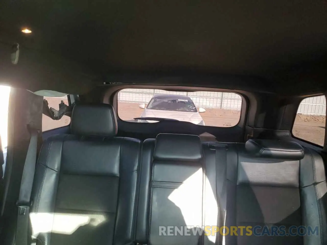 10 Фотография поврежденного автомобиля 1C4RJEAG3KC580892 JEEP GRAND CHER 2019