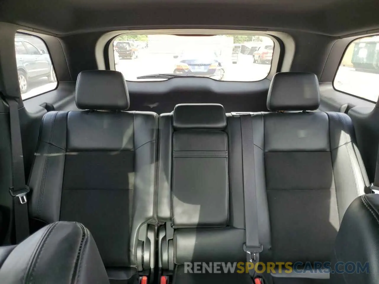 10 Фотография поврежденного автомобиля 1C4RJEAG3KC811211 JEEP GRAND CHER 2019