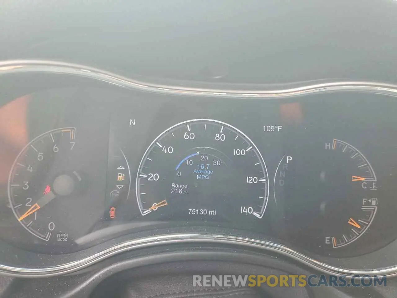9 Фотография поврежденного автомобиля 1C4RJEAG3KC811211 JEEP GRAND CHER 2019