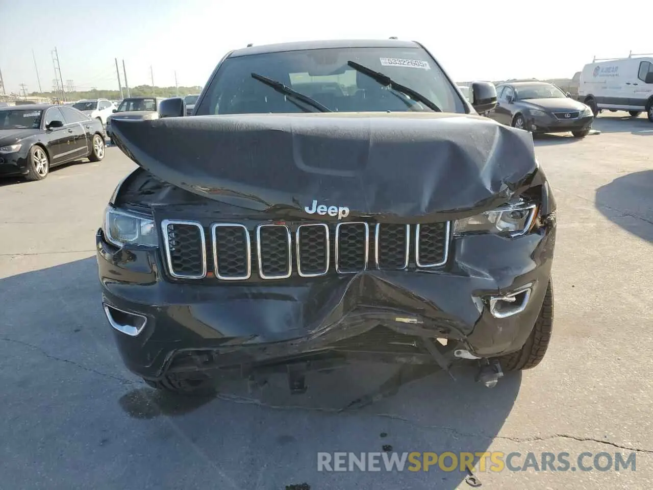 5 Photograph of a damaged car 1C4RJEAG4KC811086 JEEP GRAND CHER 2019