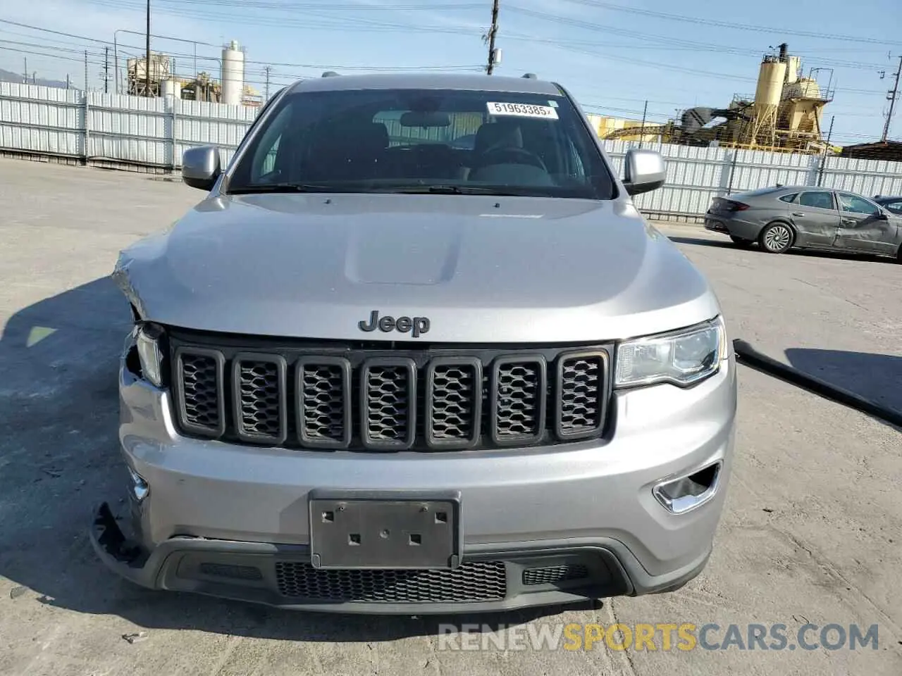 5 Photograph of a damaged car 1C4RJEAG5KC817012 JEEP GRAND CHER 2019