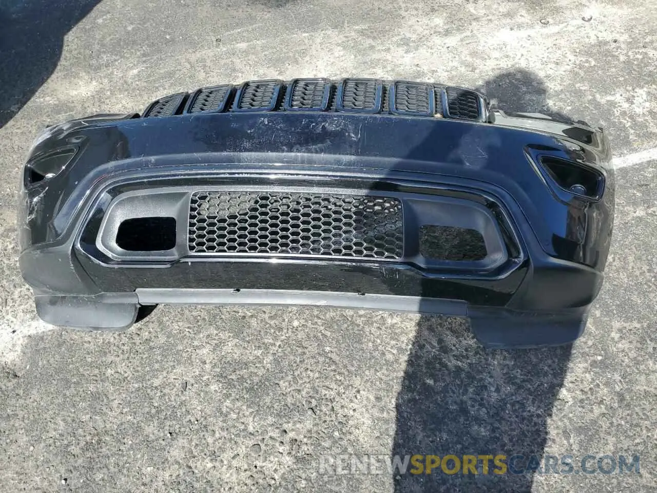 13 Photograph of a damaged car 1C4RJEAG6KC852237 JEEP GRAND CHER 2019