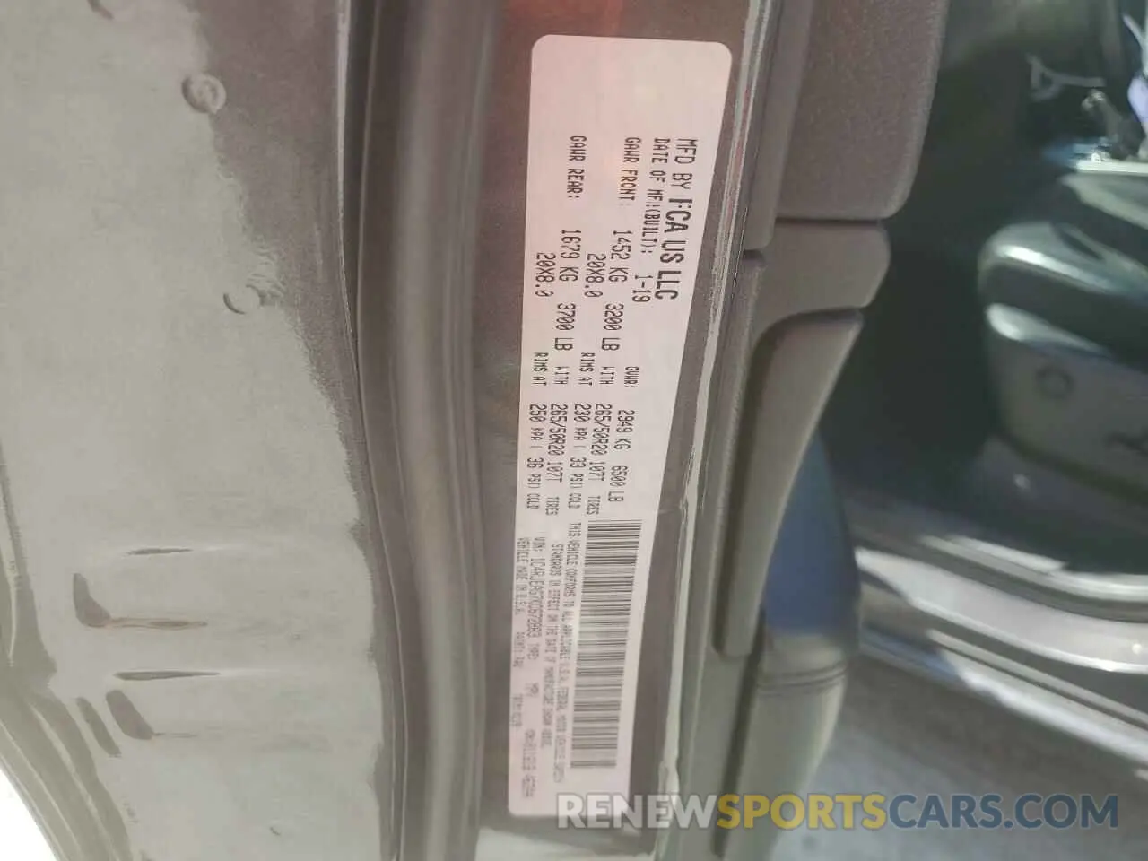 13 Photograph of a damaged car 1C4RJEAG7KC672863 JEEP GRAND CHER 2019