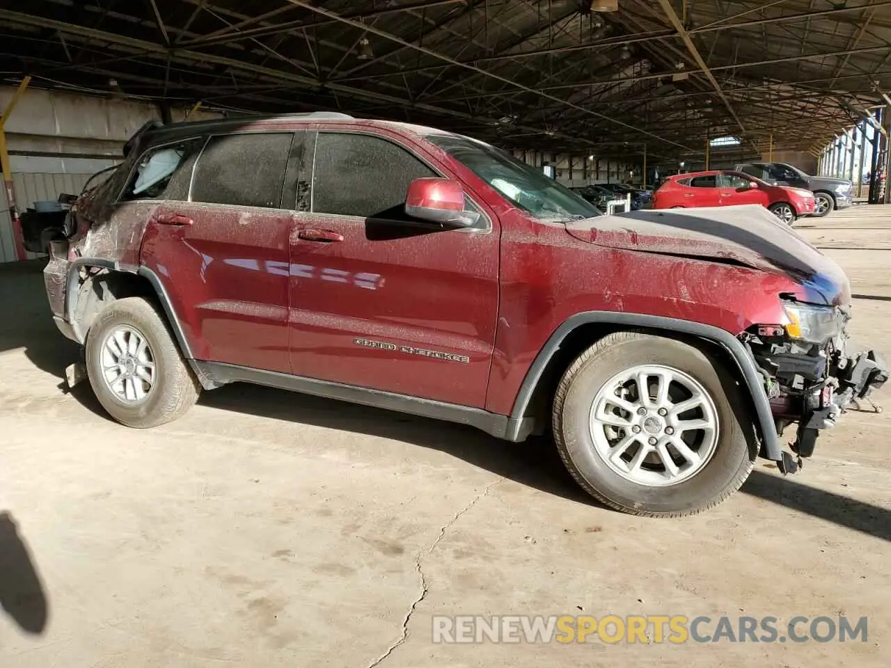 4 Photograph of a damaged car 1C4RJEAG8KC543417 JEEP GRAND CHER 2019