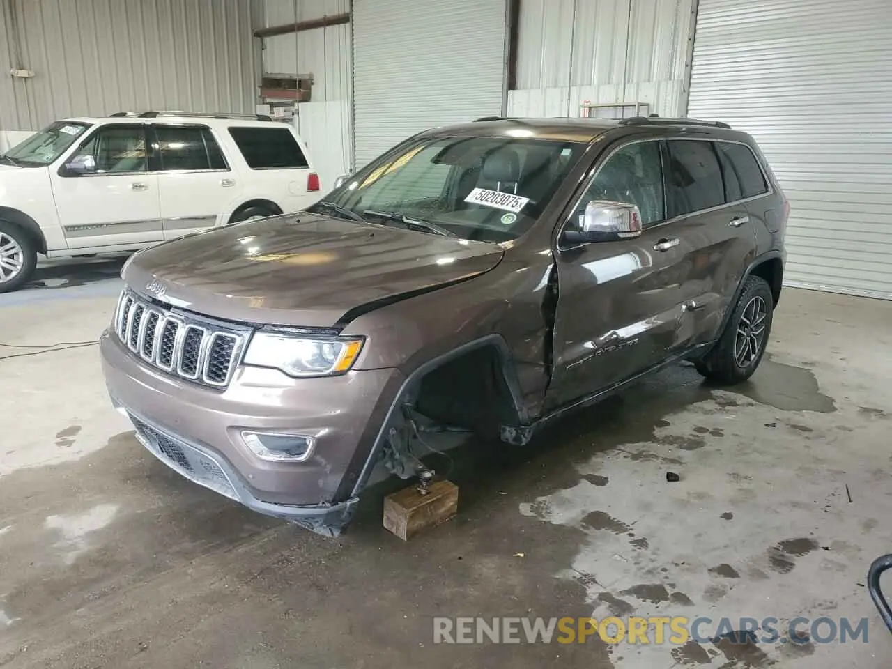 1 Фотография поврежденного автомобиля 1C4RJEBG1KC845727 JEEP GRAND CHER 2019