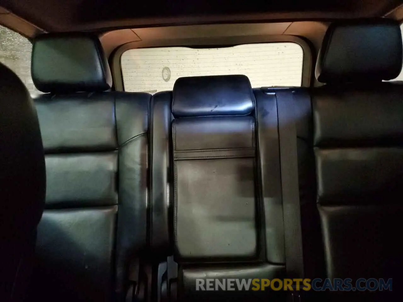 10 Photograph of a damaged car 1C4RJEBG2KC689827 JEEP GRAND CHER 2019