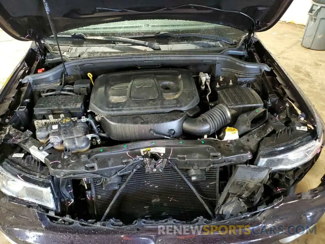 12 Photograph of a damaged car 1C4RJEBG2KC689827 JEEP GRAND CHER 2019