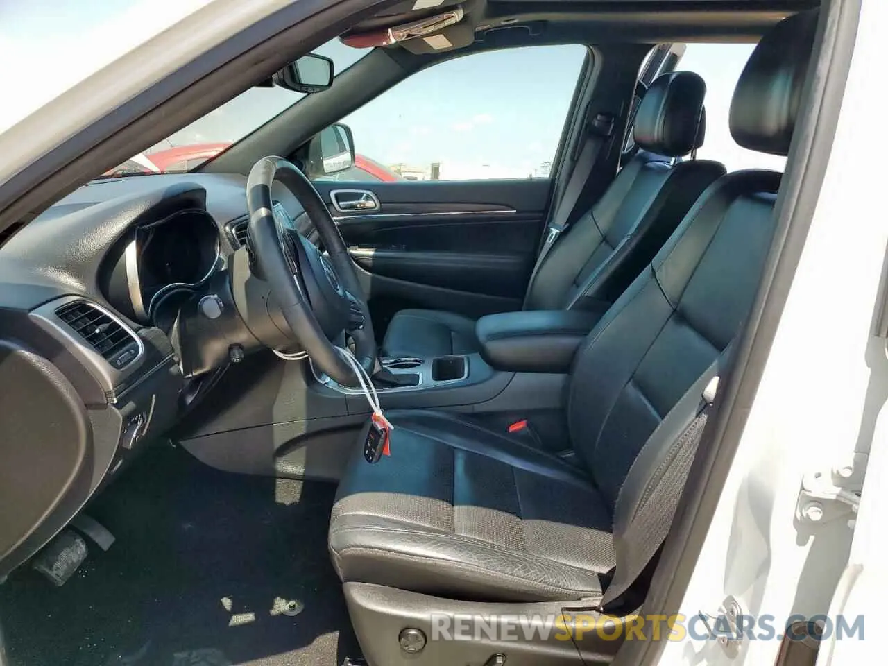 7 Photograph of a damaged car 1C4RJEBG2KC763022 JEEP GRAND CHER 2019