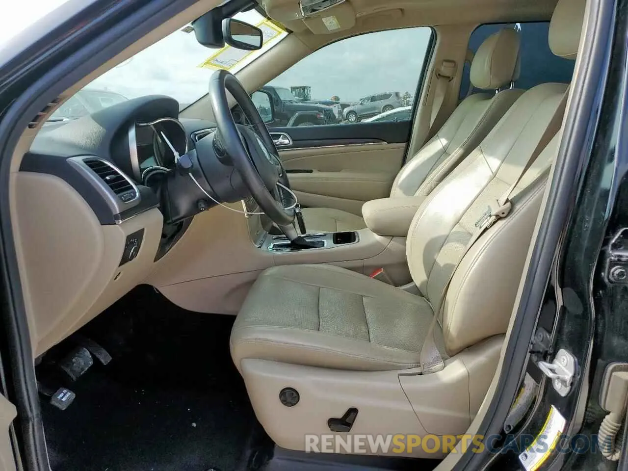 7 Photograph of a damaged car 1C4RJEBG6KC615679 JEEP GRAND CHER 2019