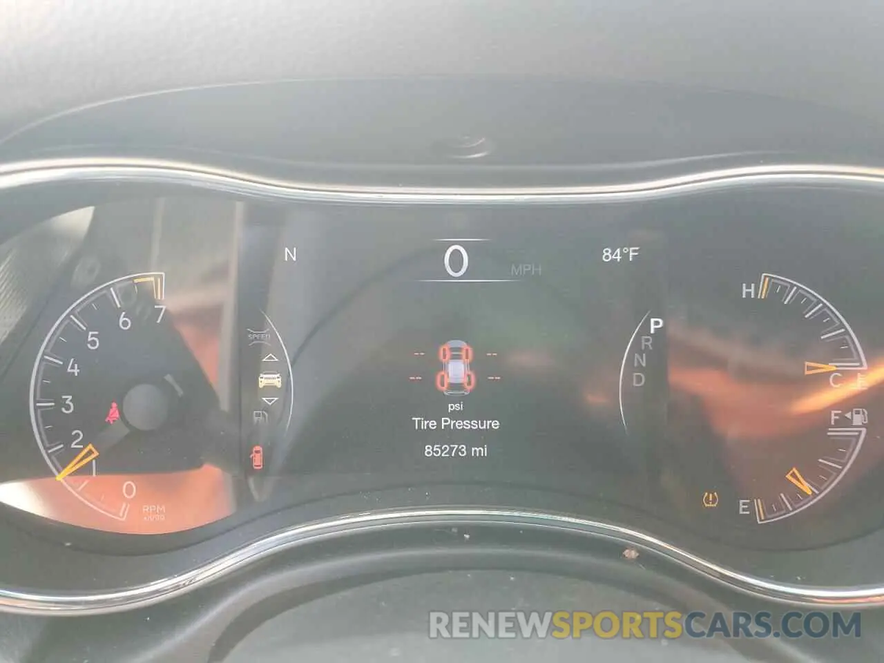 9 Photograph of a damaged car 1C4RJEBG7KC656743 JEEP GRAND CHER 2019