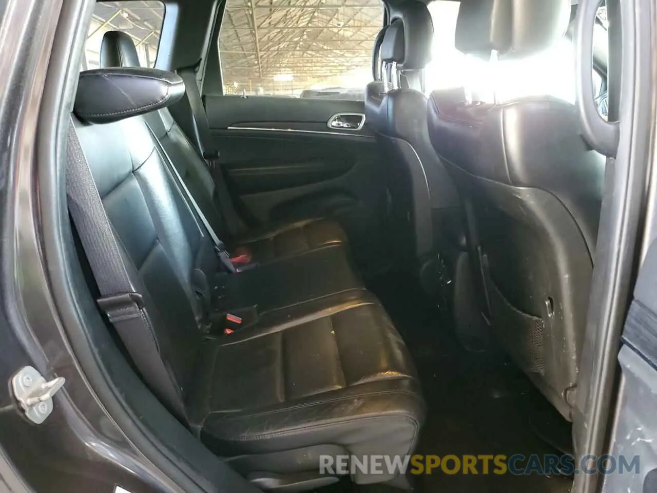 12 Photograph of a damaged car 1C4RJEBGXKC656686 JEEP GRAND CHER 2019