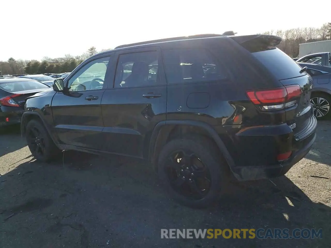 2 Photograph of a damaged car 1C4RJFAG0KC569435 JEEP GRAND CHER 2019