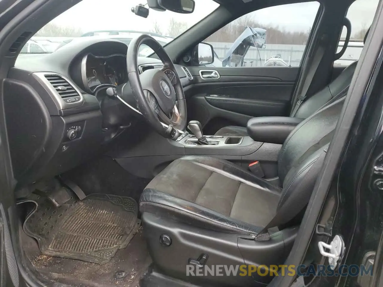 7 Photograph of a damaged car 1C4RJFAG0KC570018 JEEP GRAND CHER 2019