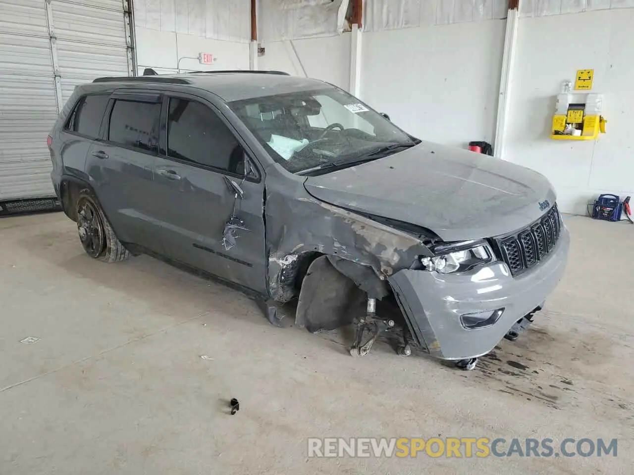 4 Photograph of a damaged car 1C4RJFAG0KC760594 JEEP GRAND CHER 2019