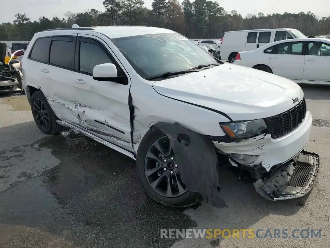 4 Photograph of a damaged car 1C4RJFAG1KC587796 JEEP GRAND CHER 2019