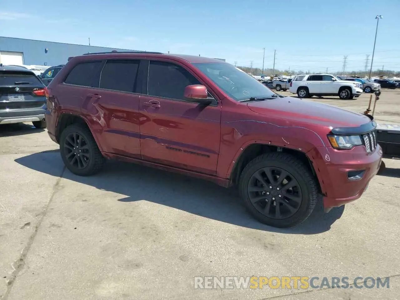 4 Photograph of a damaged car 1C4RJFAG1KC837814 JEEP GRAND CHER 2019