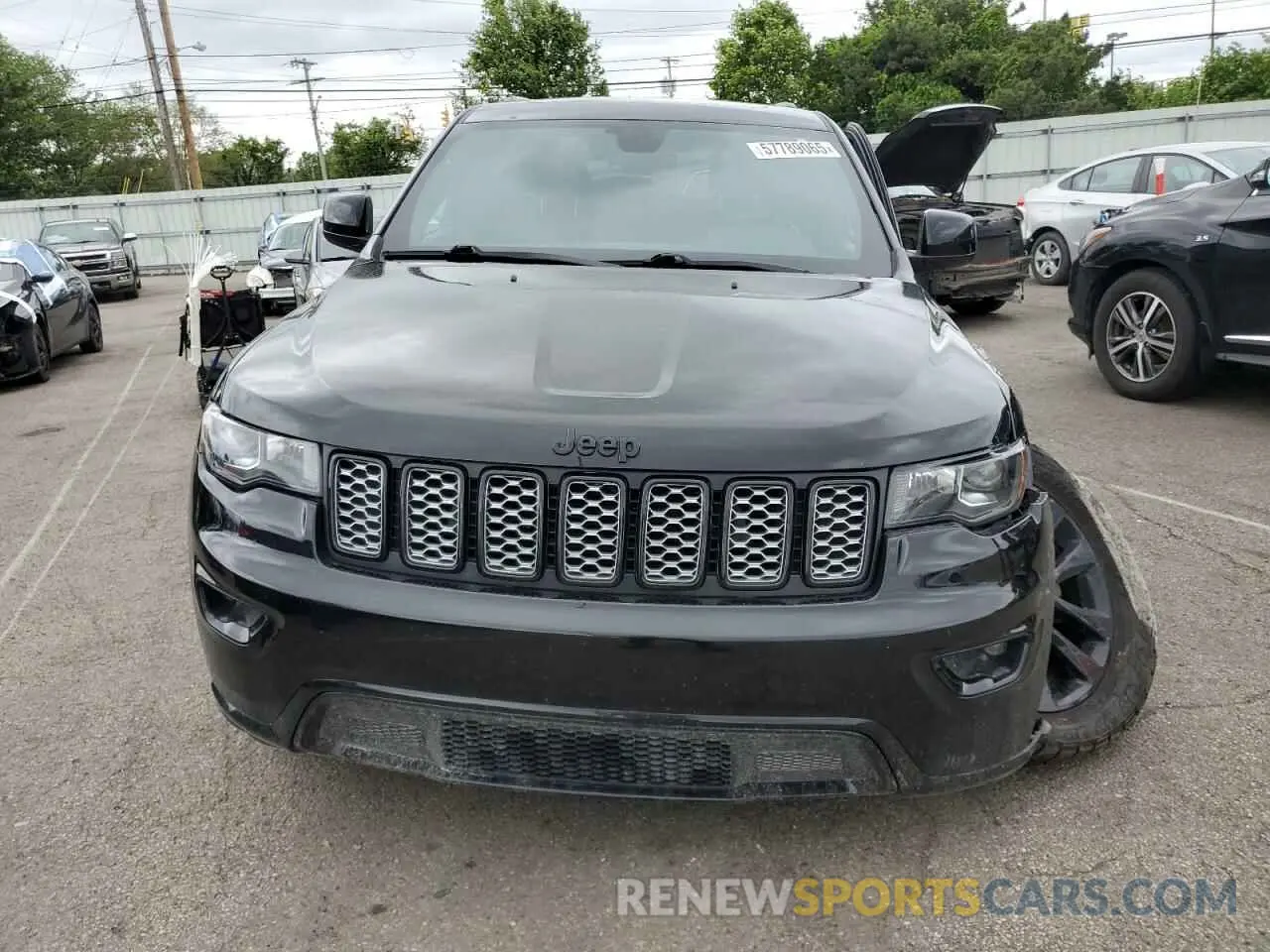 5 Photograph of a damaged car 1C4RJFAG2KC561899 JEEP GRAND CHER 2019