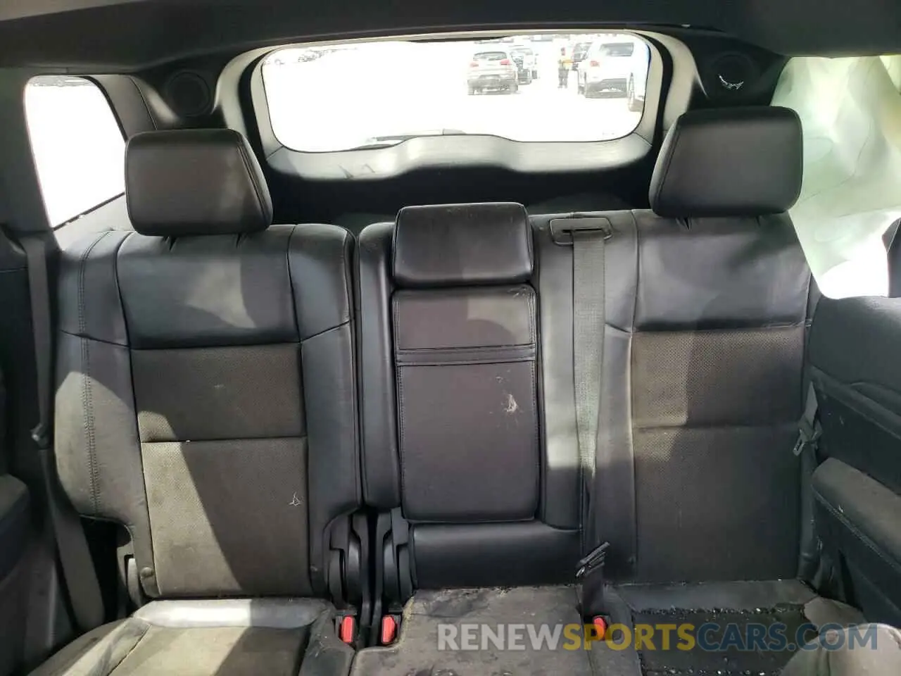 10 Photograph of a damaged car 1C4RJFAG2KC594577 JEEP GRAND CHER 2019