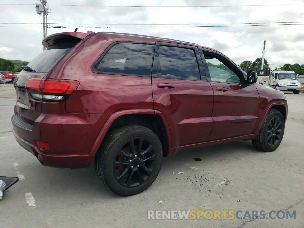 3 Photograph of a damaged car 1C4RJFAG2KC594577 JEEP GRAND CHER 2019
