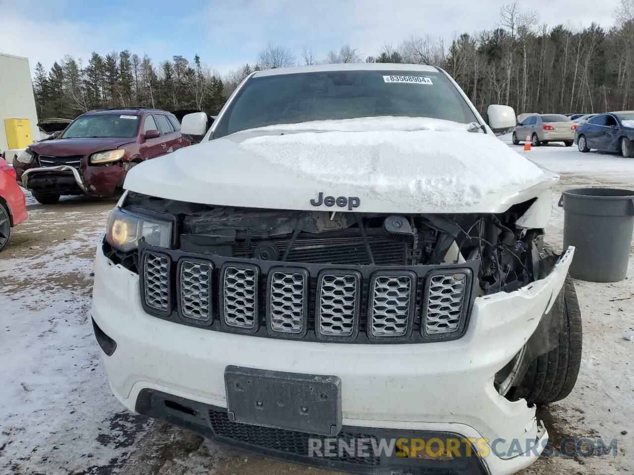 5 Photograph of a damaged car 1C4RJFAG2KC766347 JEEP GRAND CHER 2019
