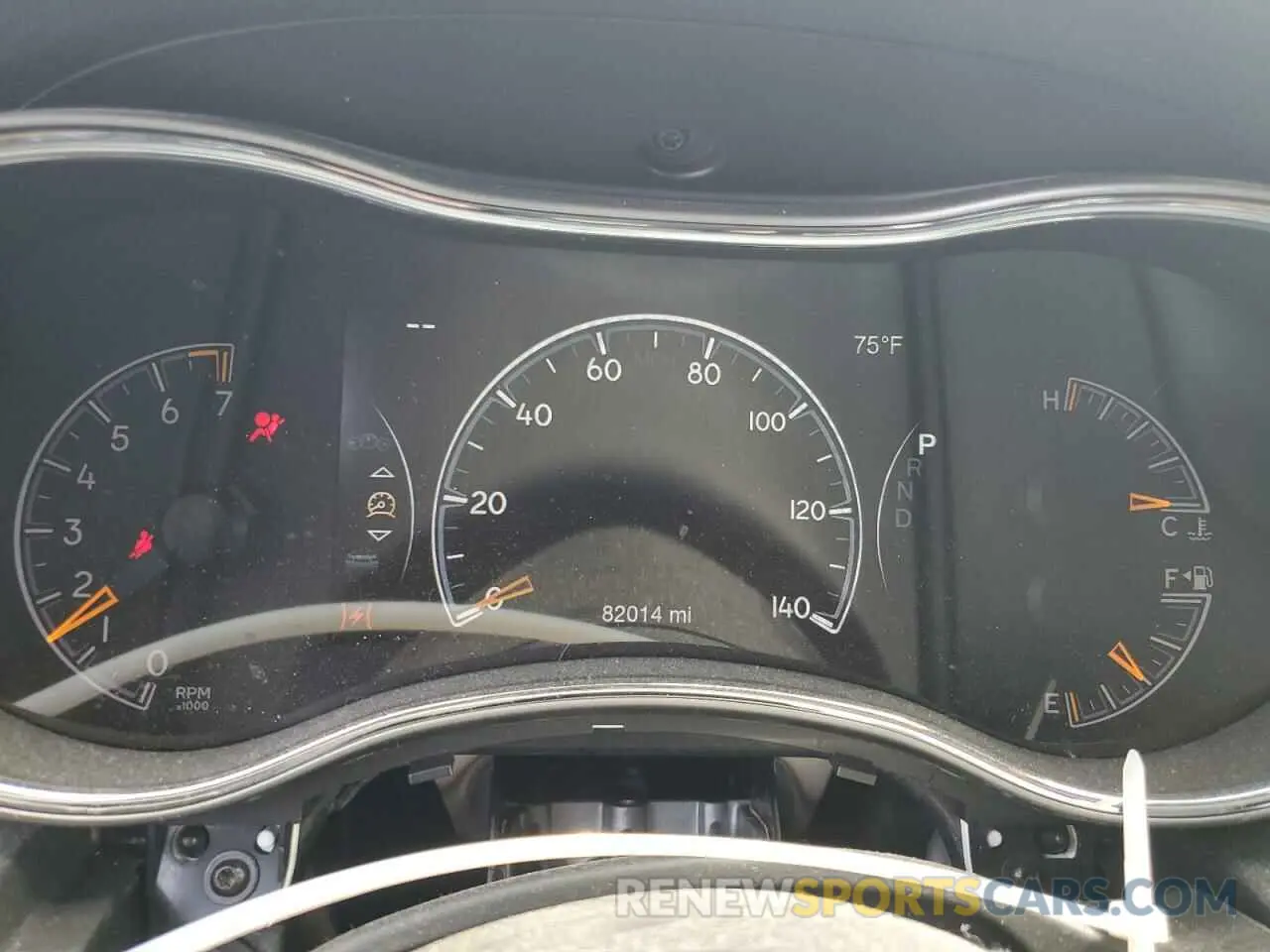 9 Photograph of a damaged car 1C4RJFAG2KC810380 JEEP GRAND CHER 2019