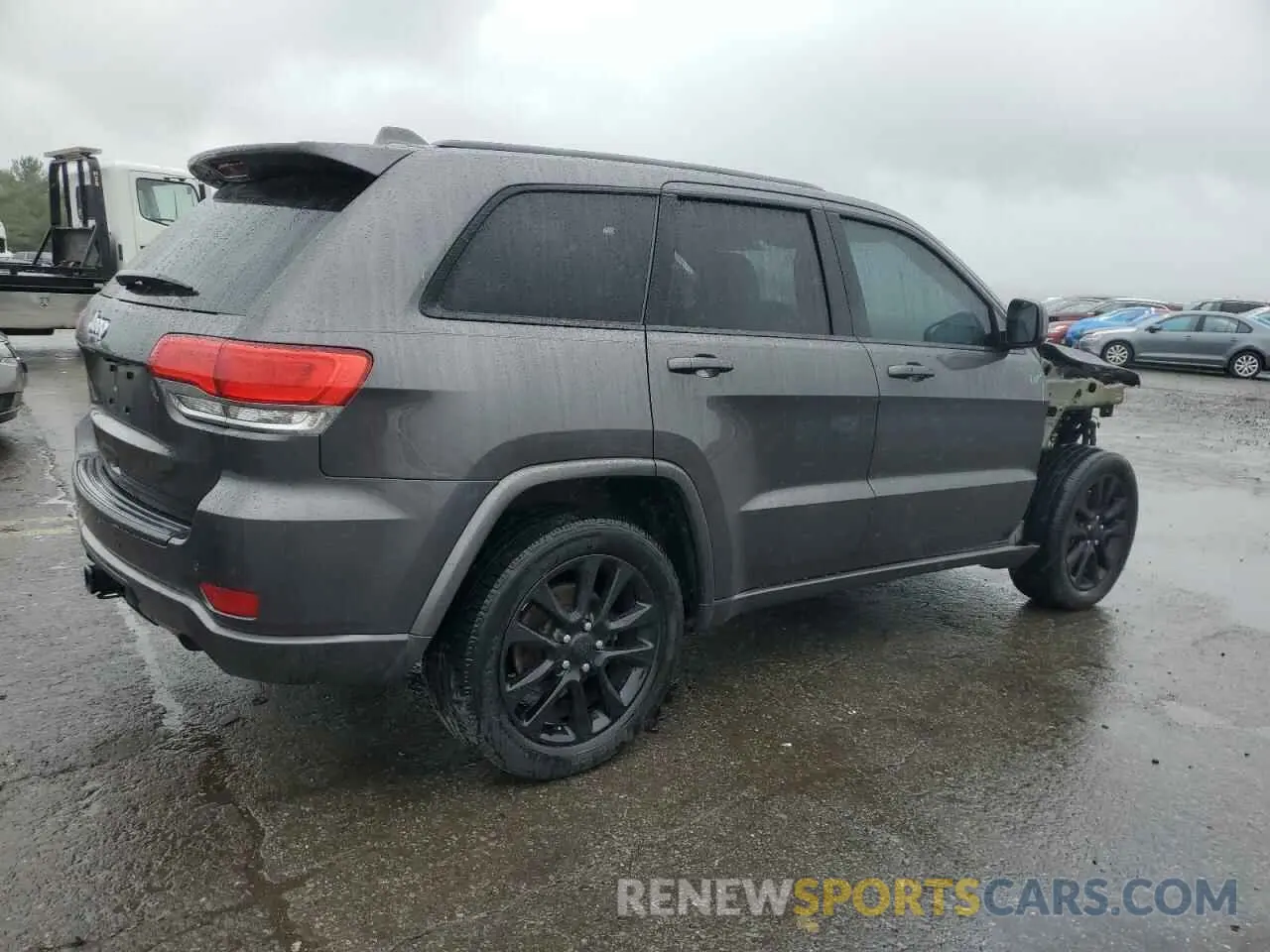 3 Photograph of a damaged car 1C4RJFAG4KC528743 JEEP GRAND CHER 2019