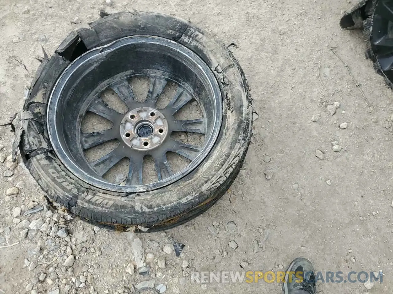13 Photograph of a damaged car 1C4RJFAG4KC771825 JEEP GRAND CHER 2019