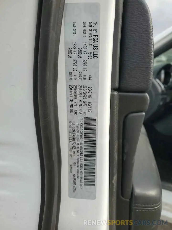 14 Photograph of a damaged car 1C4RJFAG4KC771825 JEEP GRAND CHER 2019