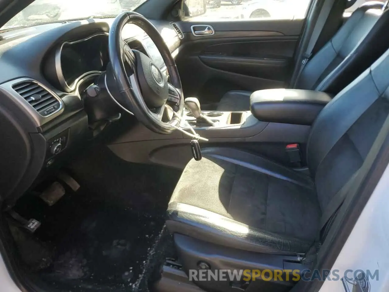 7 Photograph of a damaged car 1C4RJFAG5KC837931 JEEP GRAND CHER 2019